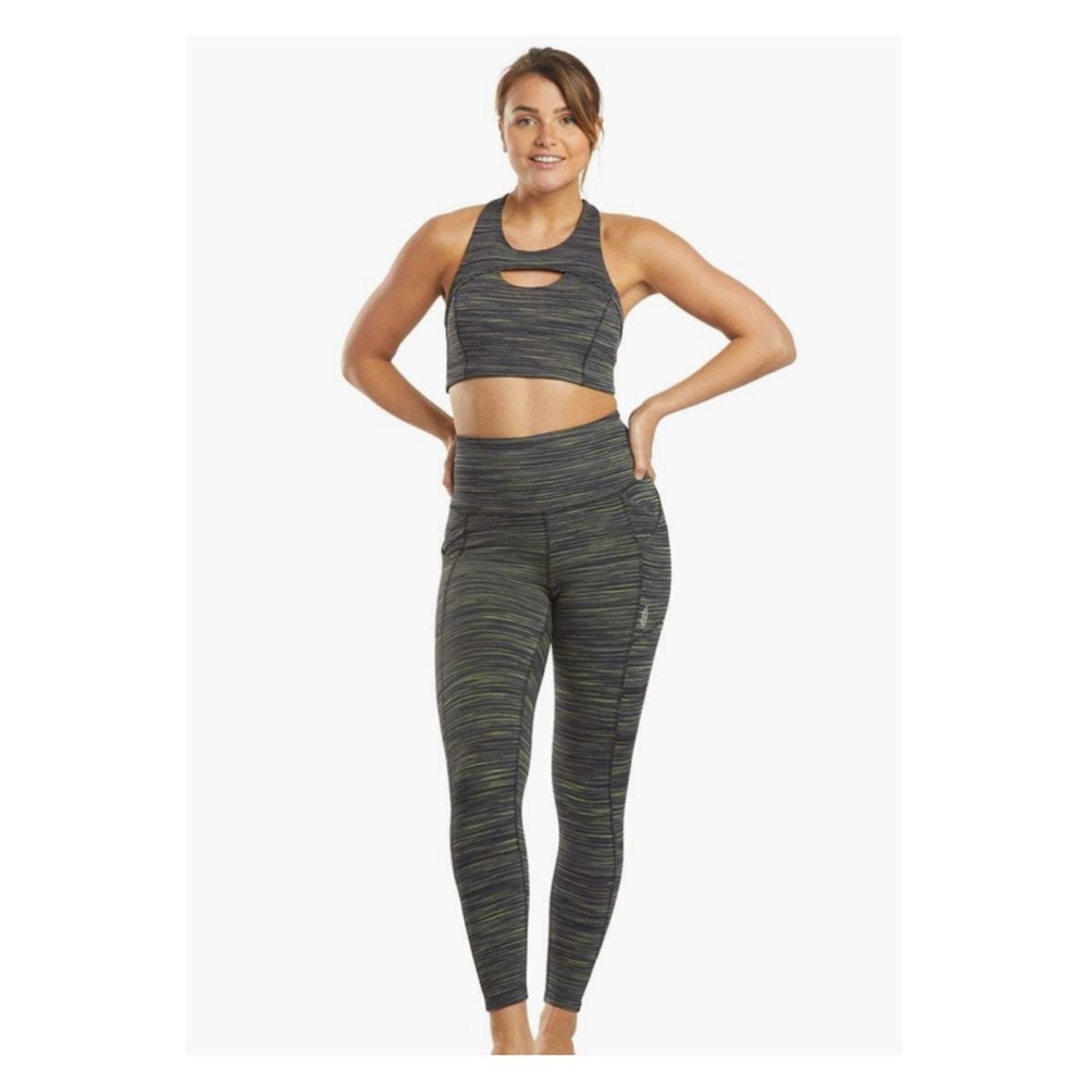 ⭐️Free People Movement Women’s Strut Bra Black Combo Women’s Size X-Small - Picture 3 of 5